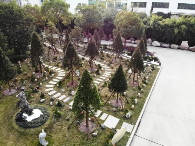 南宫NG28起劲探索绿色生态殡葬, 林地葬受关注